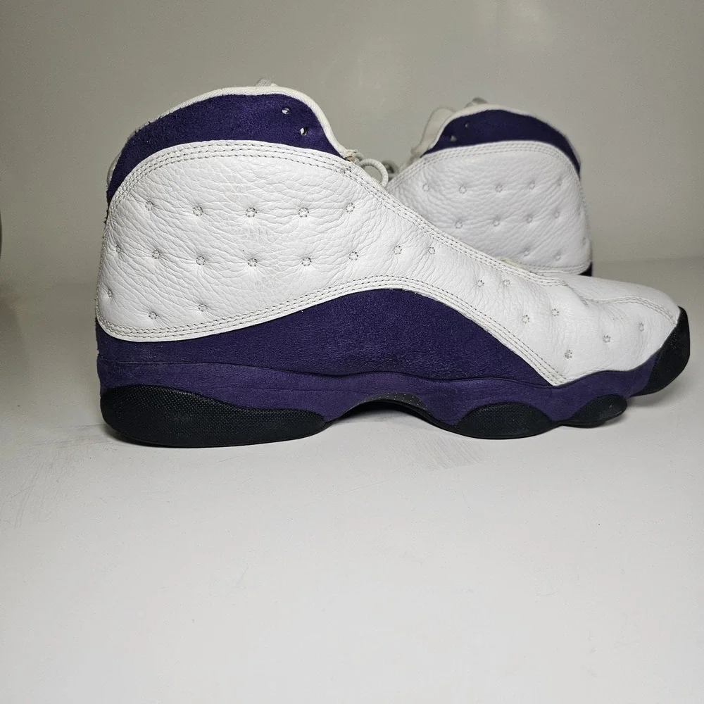 Air Jordan 13 Retro Lakers Purple Suede Size 12